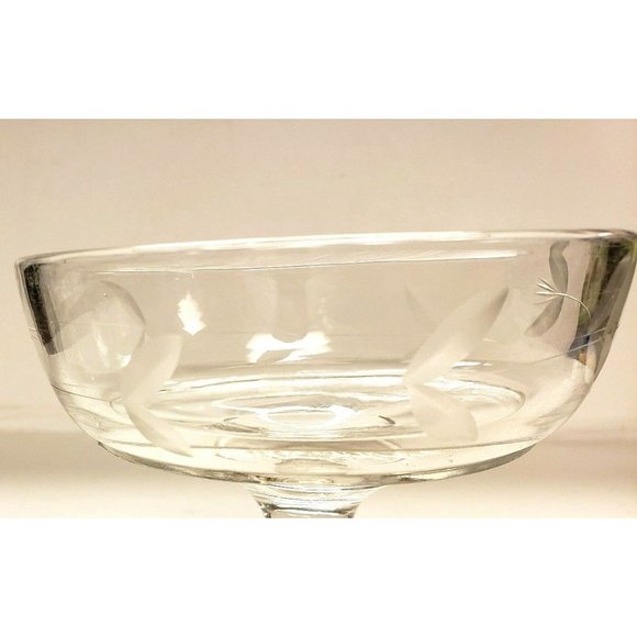 Margarita Glass, vintage, Etched w leaf pattern, VG (G147) - Picture 2 of 3
